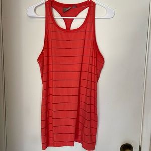 Athleta women’s Coral Striped High Neck Chi Racerback Tank Size M